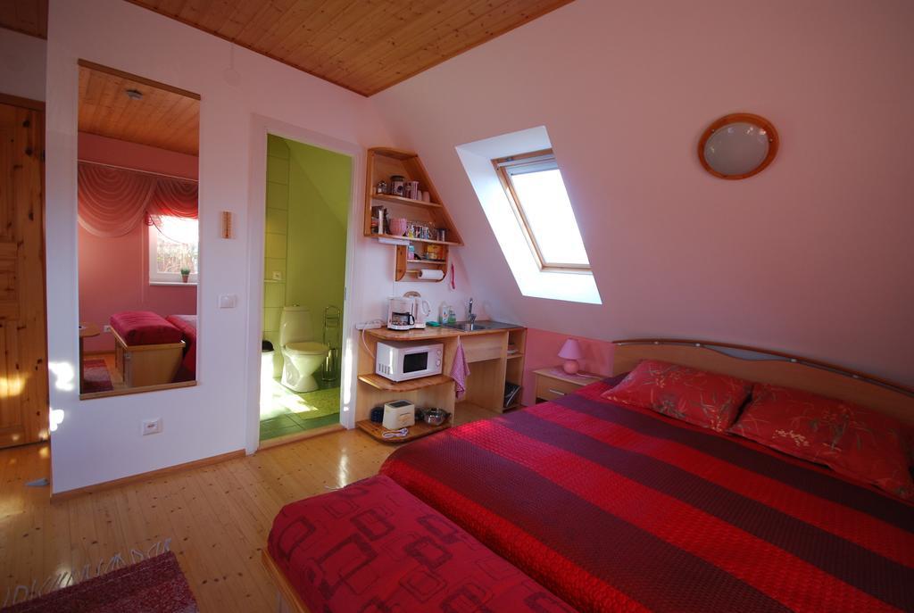 Ida Majutus Otel Kuressaare Oda fotoğraf